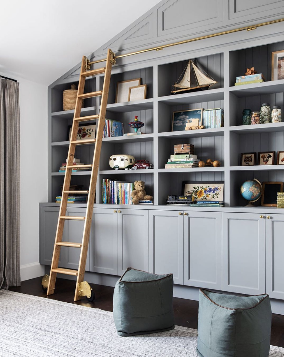 Manor Gray by Farrow and Ball painted built-in bookshelves.