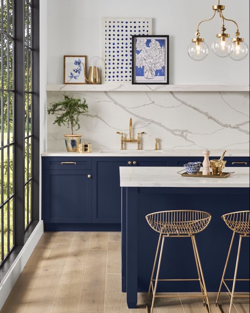 Benjamin Moore's Stratton Blue kitchen cabinets