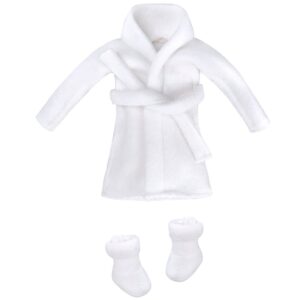 Elf on the Shelf clothes: bathrobe and socks set.